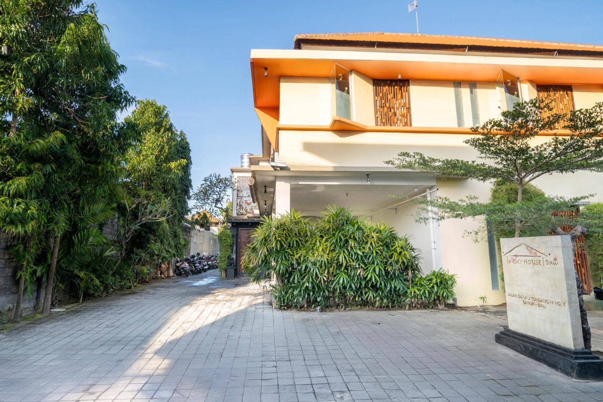 Oxy House Bali Hotel Sanur Екстериор снимка