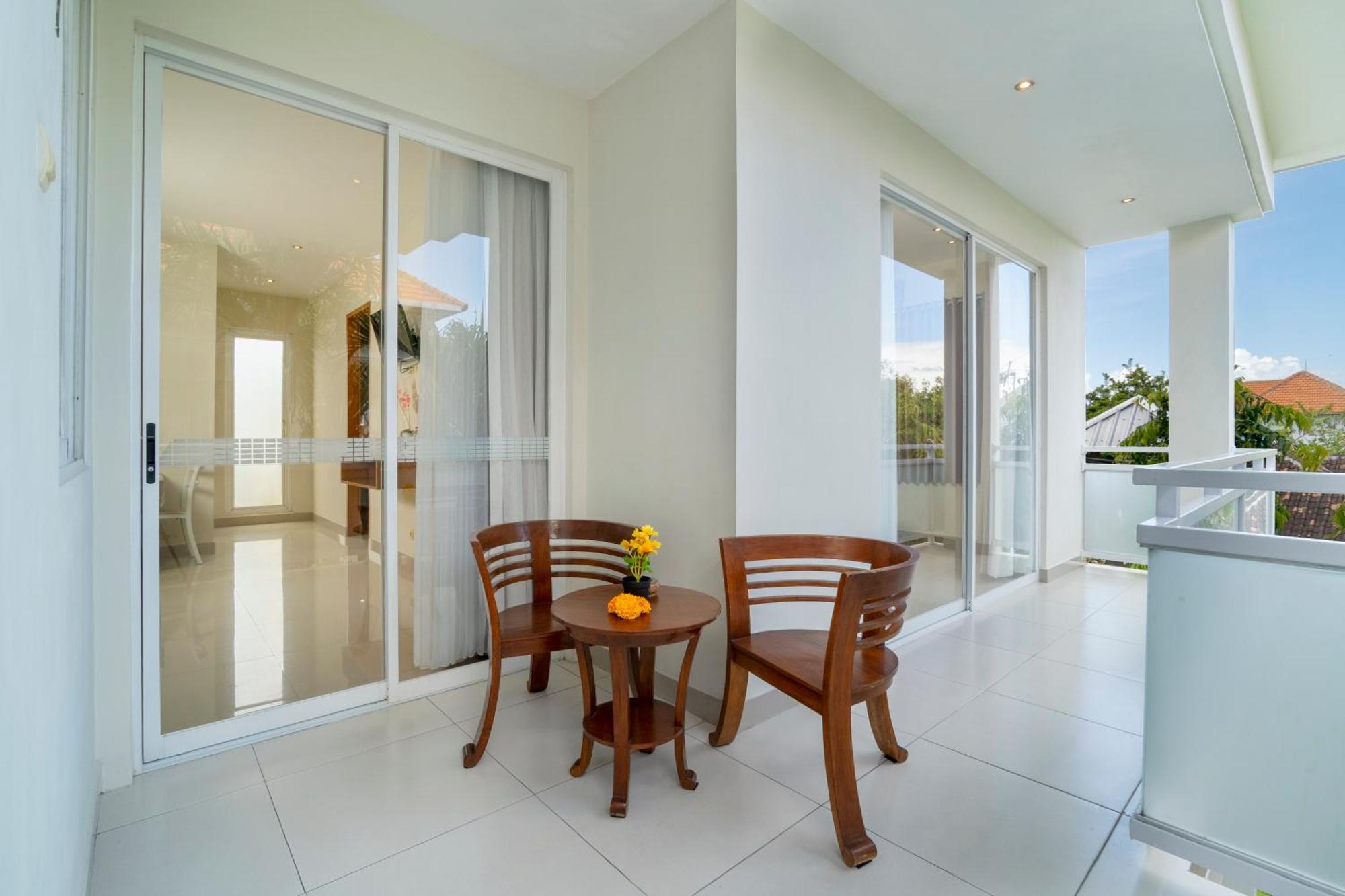 Oxy House Bali Hotel Sanur Екстериор снимка