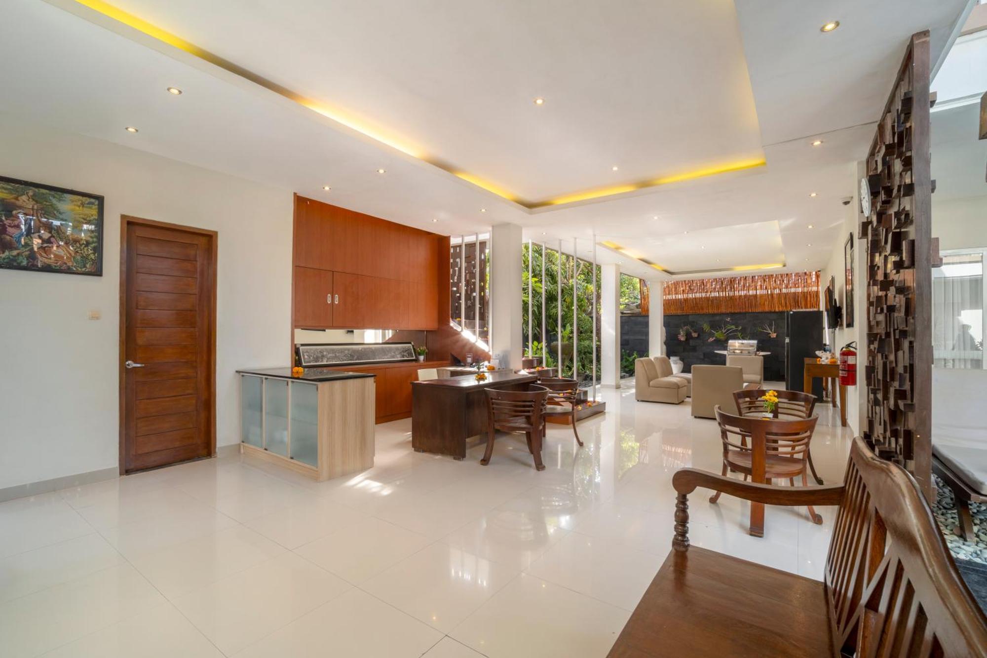 Oxy House Bali Hotel Sanur Екстериор снимка